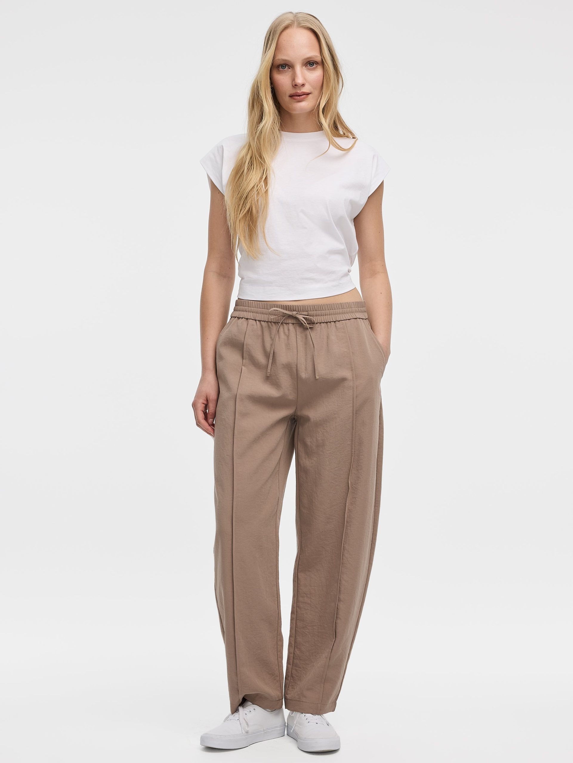 Pintuck Barrel Pant - Image 6