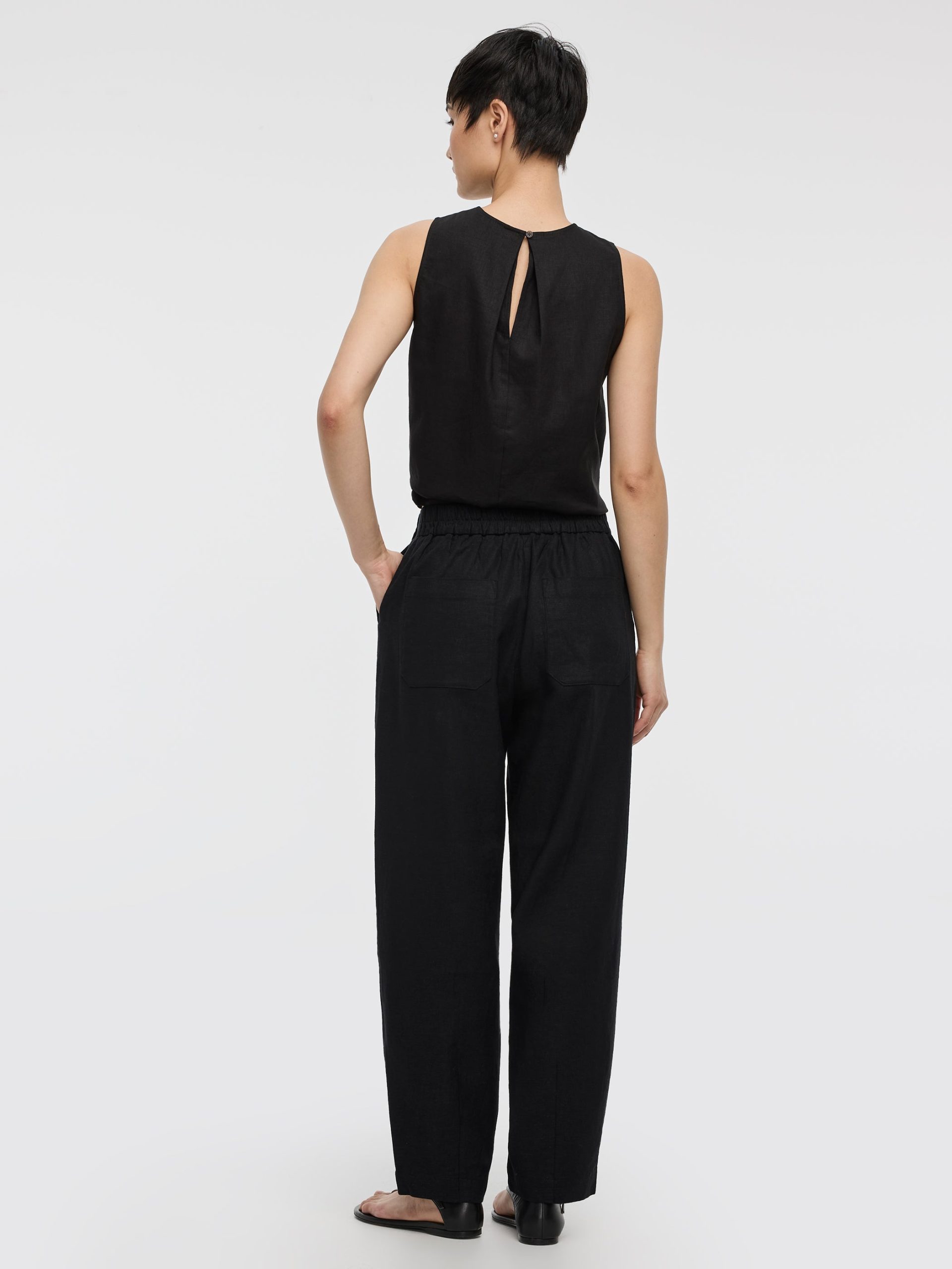 Linen Blend Barrel Pant - Image 4