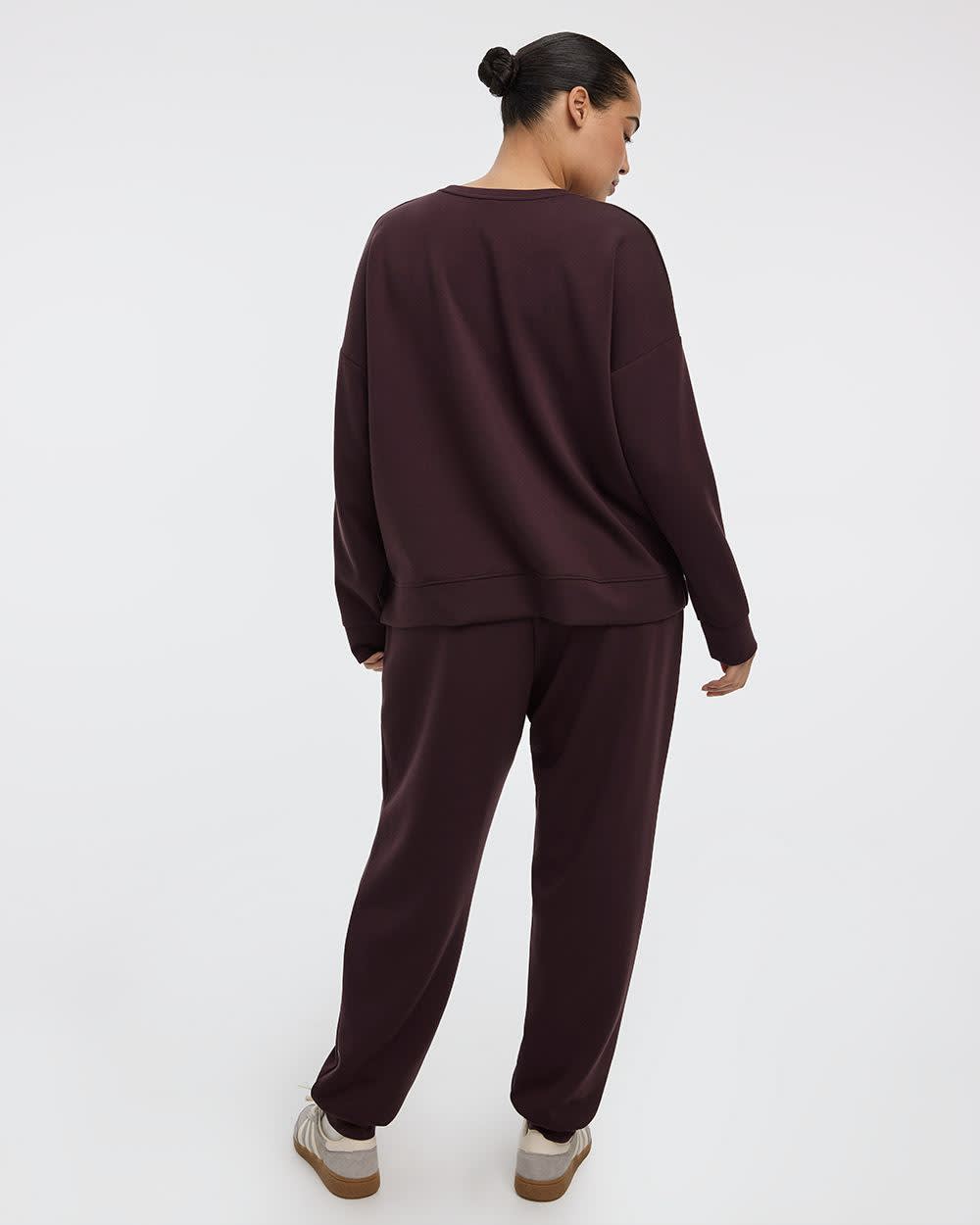 Crew-Neck Sweatshirt - HYLUX Hyba - Image 10