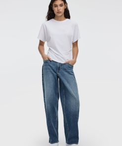 Mid-Rise Baggy Jean - Curvy Fit