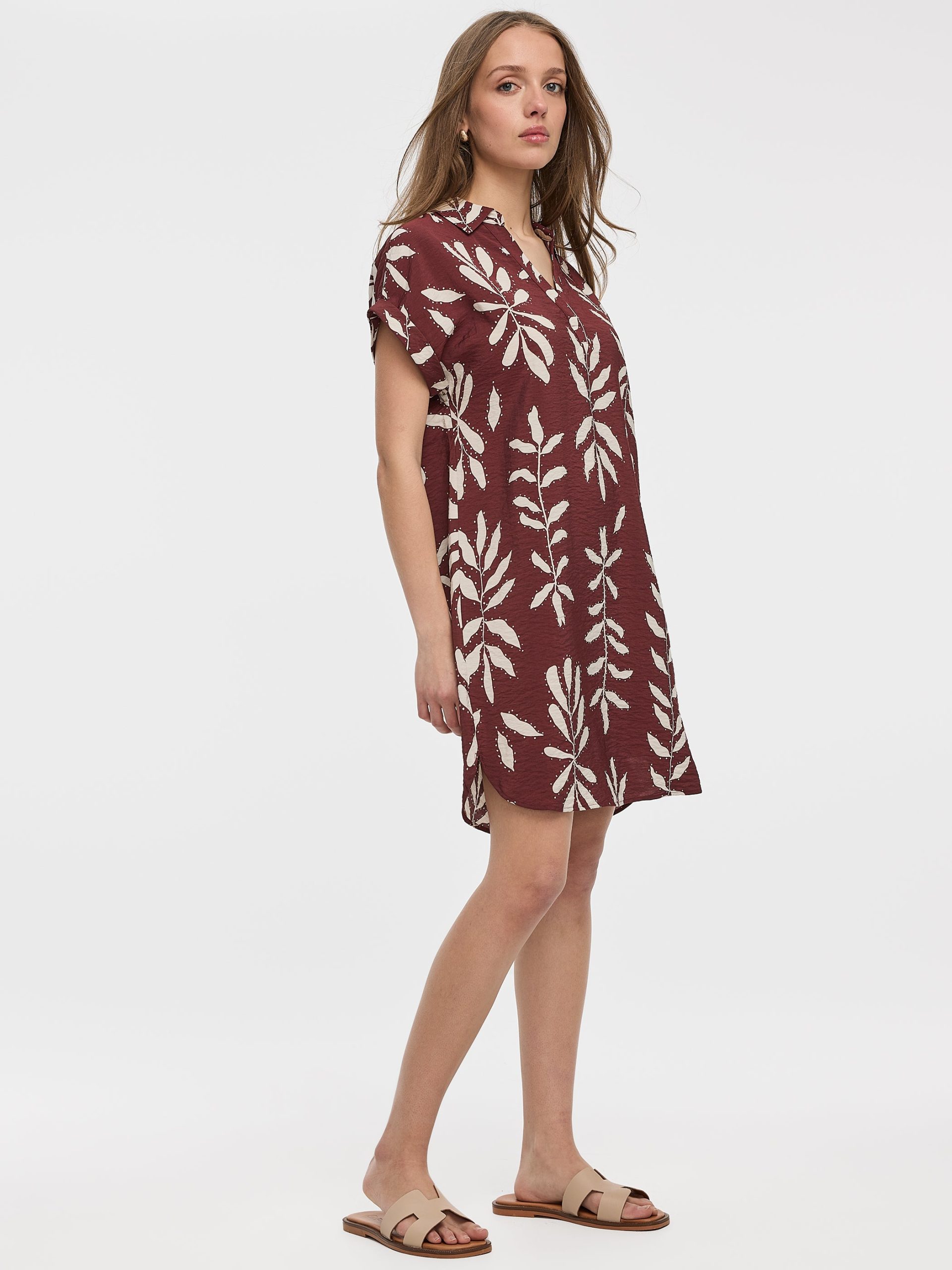 Short-Sleeve Shift Dress - Image 9