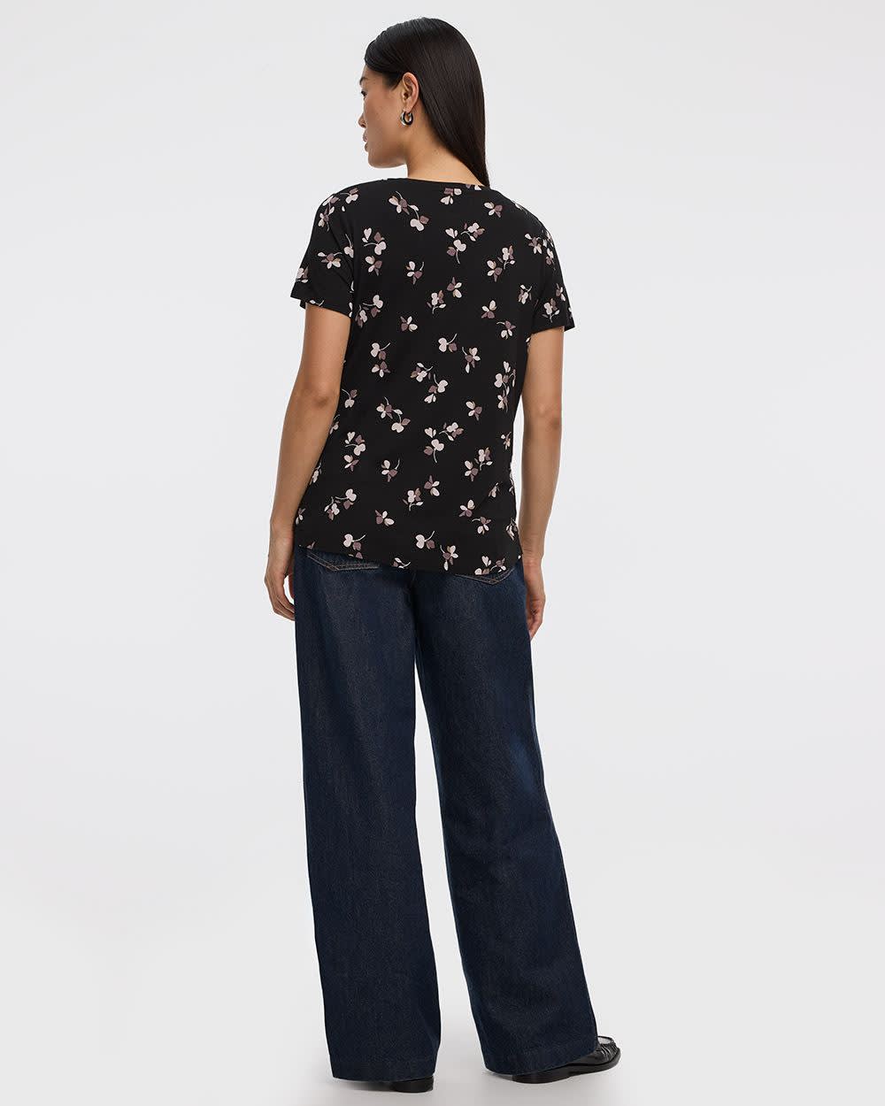 V-Neck Tee - R Essentials - Image 2