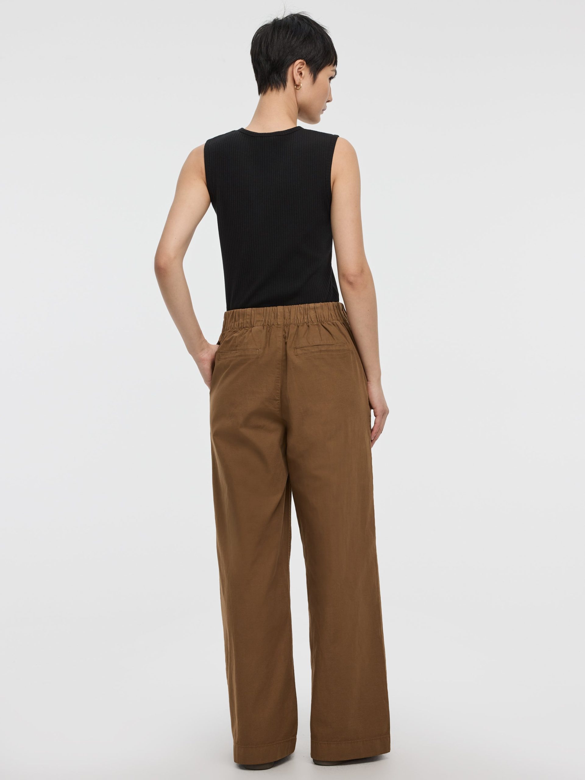 Pull-On High-Rise Linen-Blend Pant - Image 4