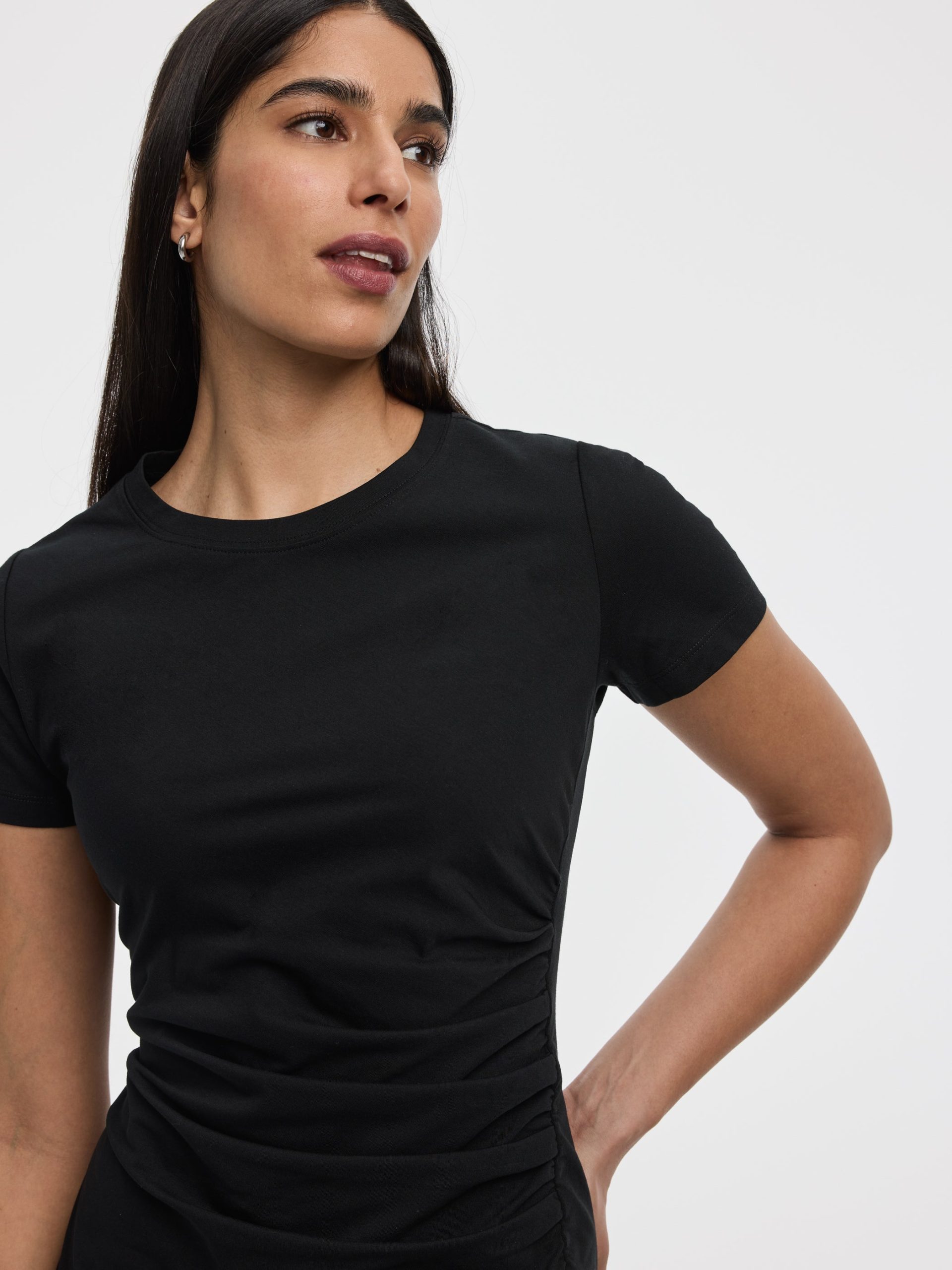 Short-Sleeve Bodycon Midi Dress with Side Shirring - Image 4