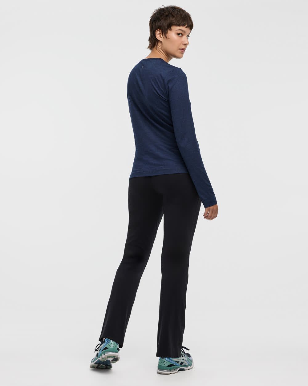 Long-Sleeve Crew-Neck T-Shirt - DRY-LUX (R) Hyba Essentials - Image 15