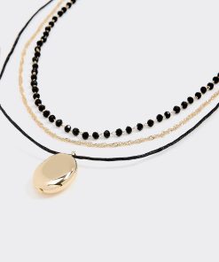 Triple-Chain Short Necklace with Pendant