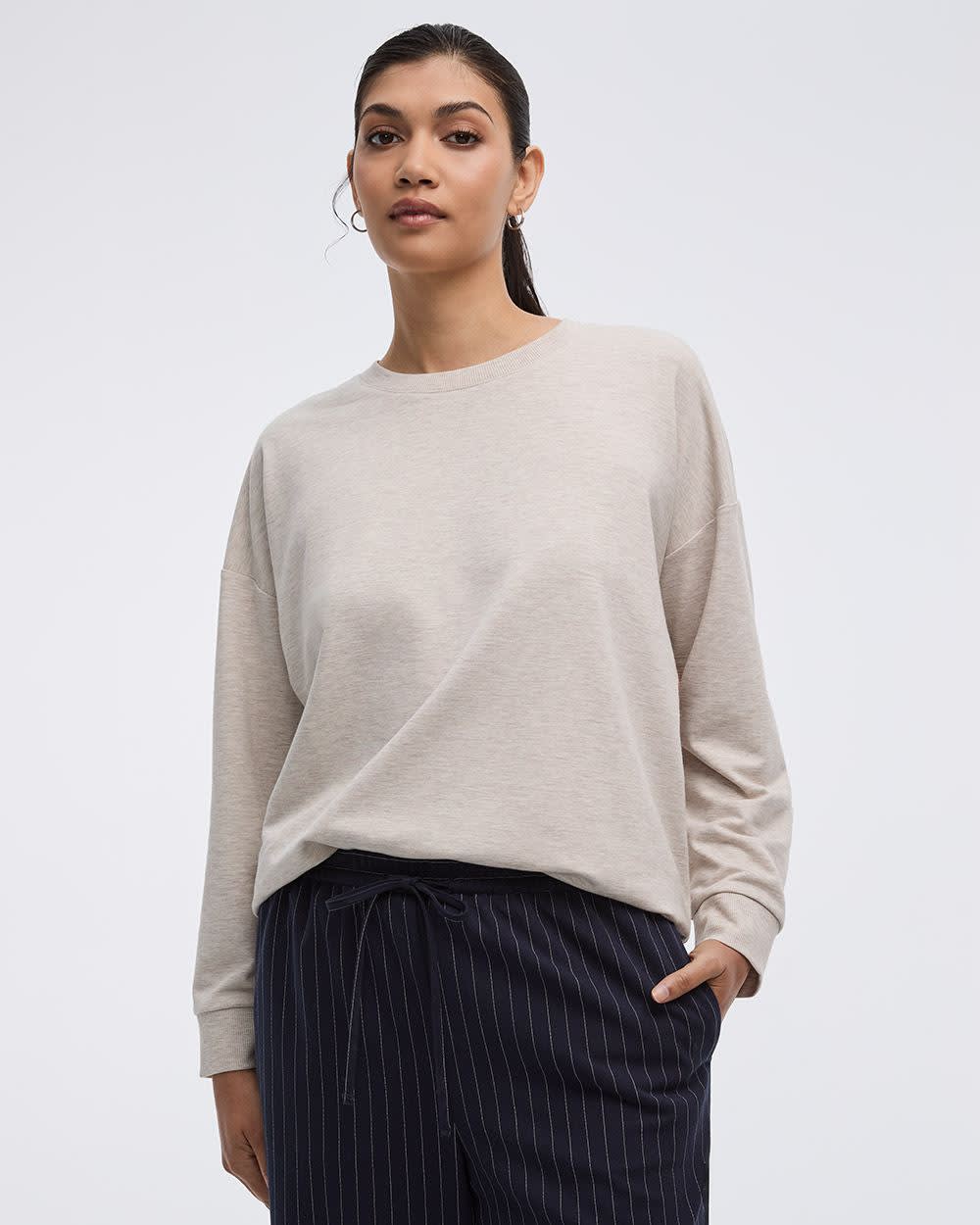 Long-Sleeve Crew-Neck Sweatshirt - R Essentials - Image 9